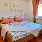 Gorgeous In With Wifi Apartment *