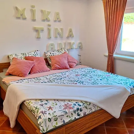 Gorgeous In With Wifi Apartment *