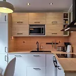 Gorgeous In With Wifi מדולין